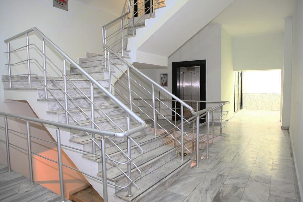 Luxury Blloku Tirana Apartment Exteriör bild