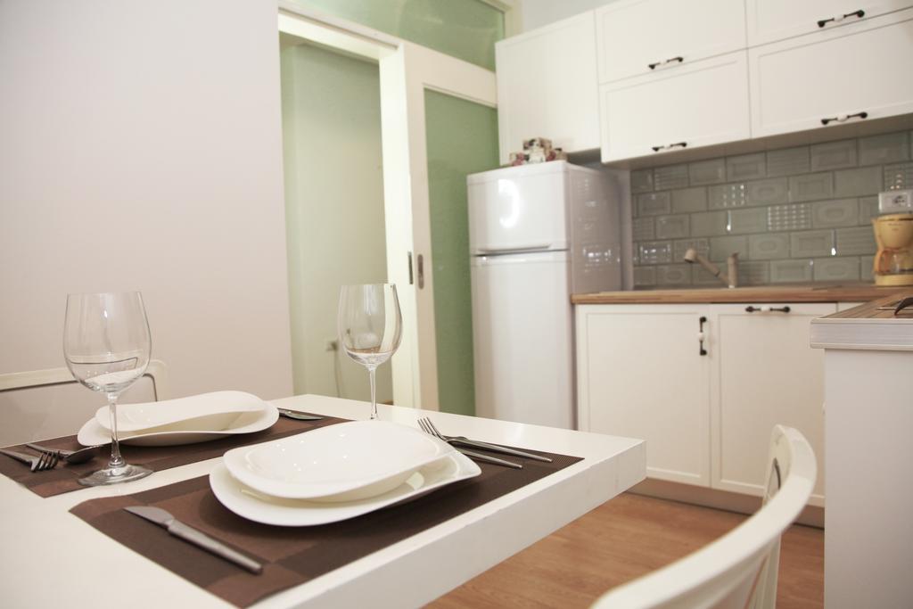 Luxury Blloku Tirana Apartment Exteriör bild
